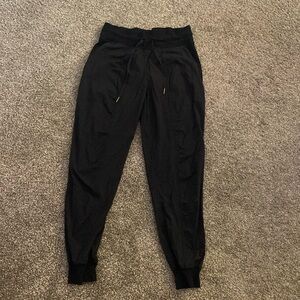 Lululemon Studio Pants in Black, size 6
